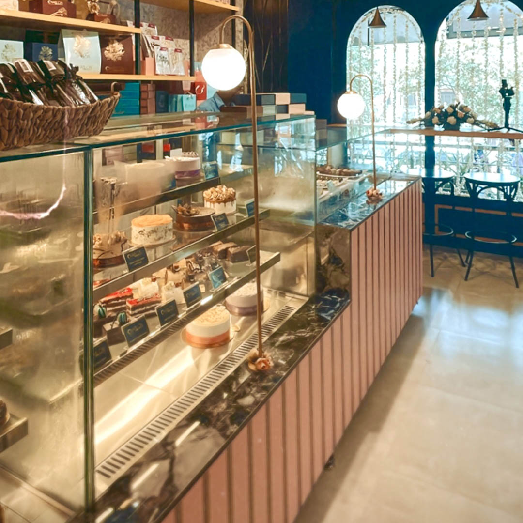 Boulangerie-main Boulangerie-main